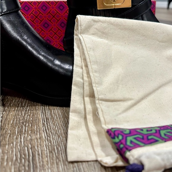 COPY - Brand New ankle boots by Tory Burch. Size 9.5. Black leather. - Picture 7 of 7